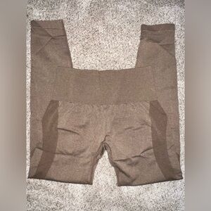 NVGTN contour leggings